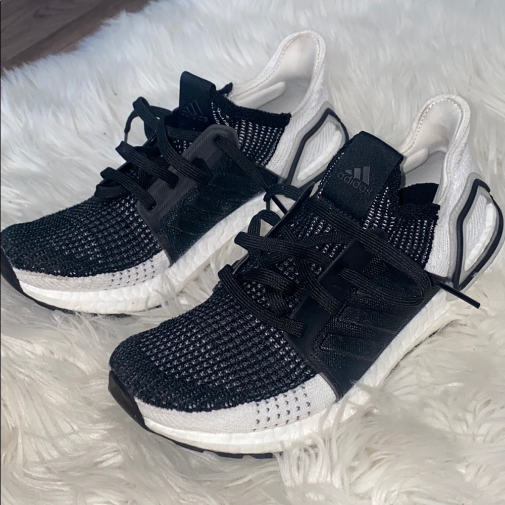 Adidas Ultraboost 19